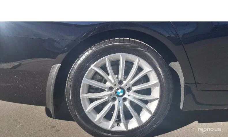 BMW 5 серія 2014 - 10