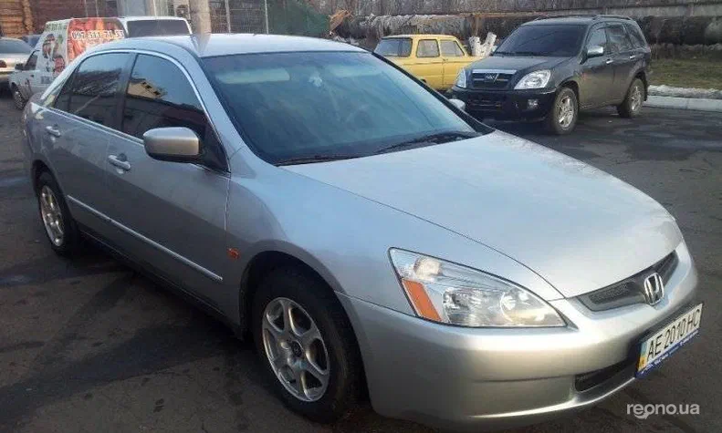 Honda Accord 2004 - 5