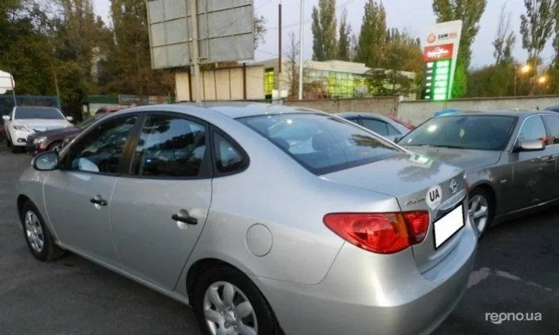 Hyundai Elantra 2011 - 6