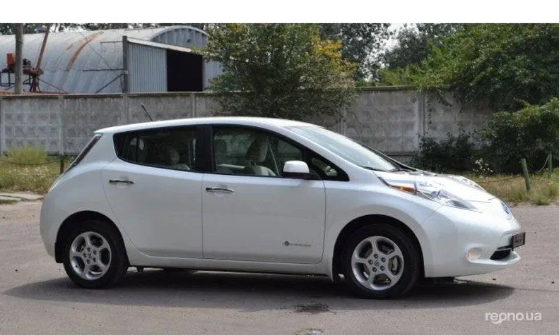 Nissan Leaf 2013 - 4