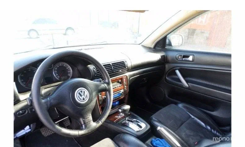 Volkswagen Passat 2003 - 9