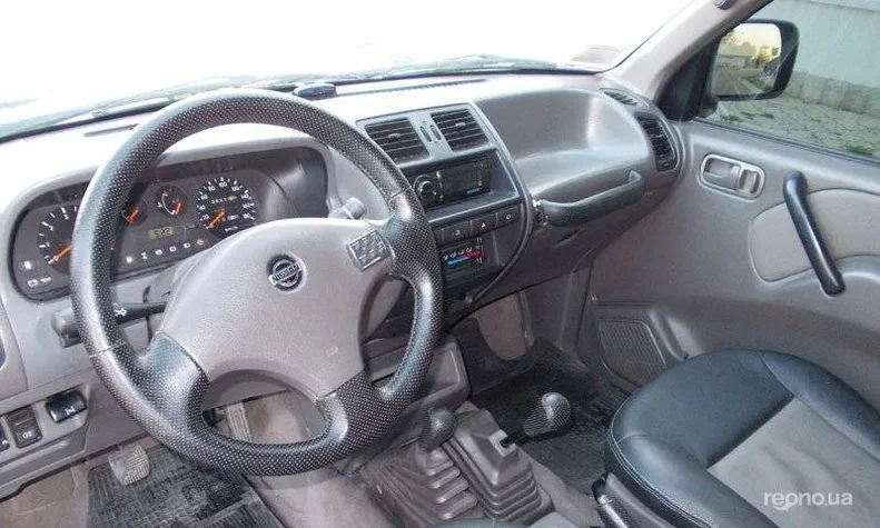 Nissan Terrano 1995 - 0