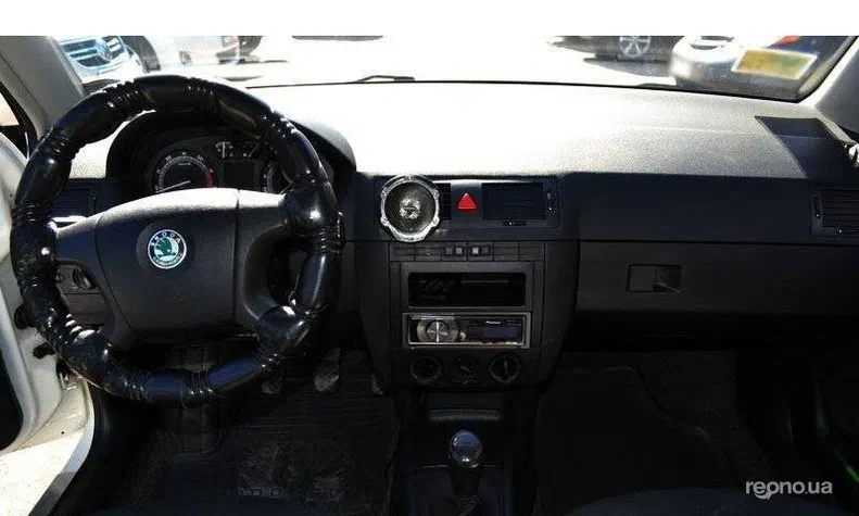 Skoda Fabia 2006 - 4