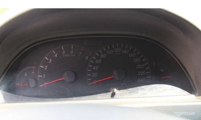 Toyota Camry 2005 - 5