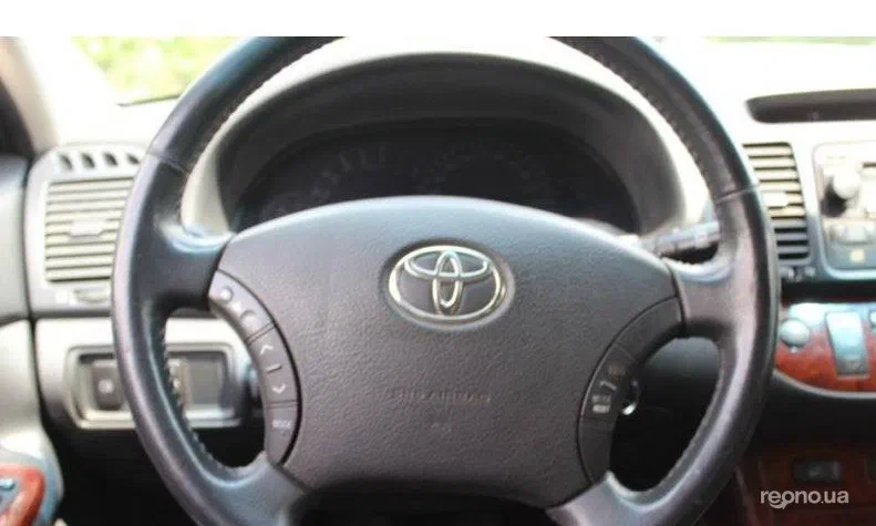 Toyota Camry 2005 - 4
