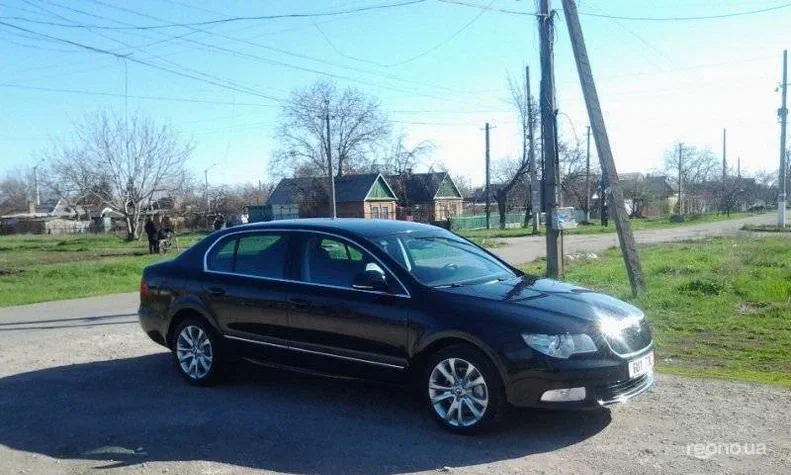 Skoda Superb 2009 - 3