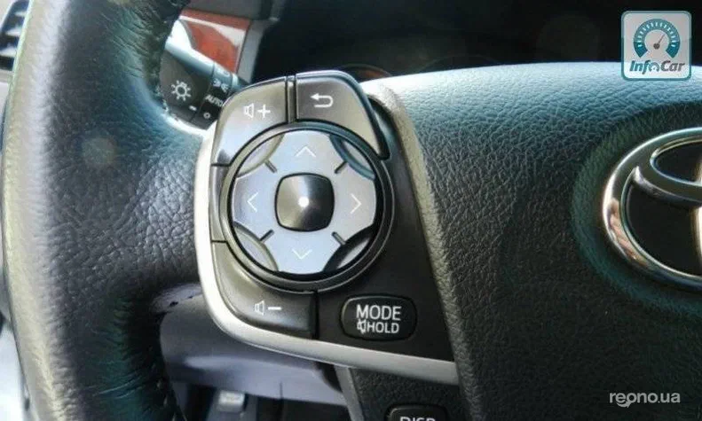 Toyota Camry 2012 - 12