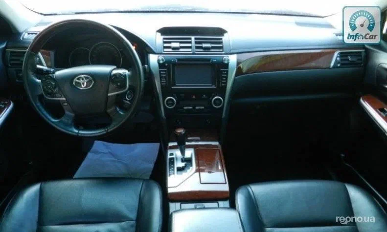 Toyota Camry 2012 - 7