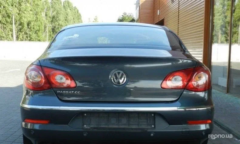 Volkswagen Passat 2011 - 9