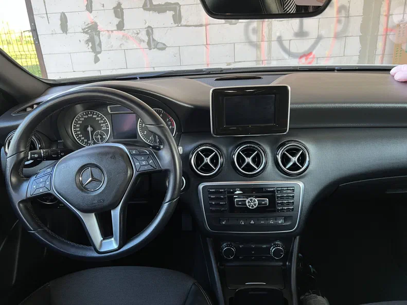 Mercedes-Benz A-Клас 2012 - 6