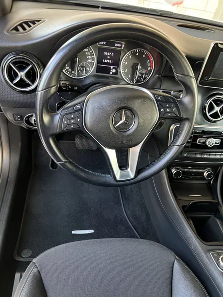 Mercedes-Benz A-Клас 2012 - 4