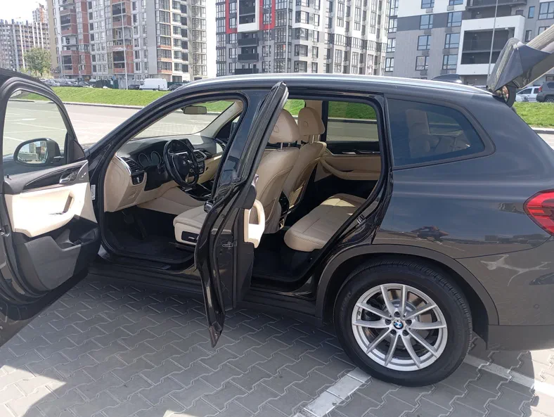 BMW X3 2018 - 8