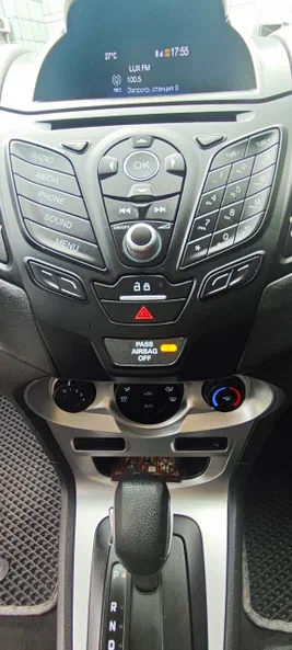 Ford Fiesta 2017 - 10