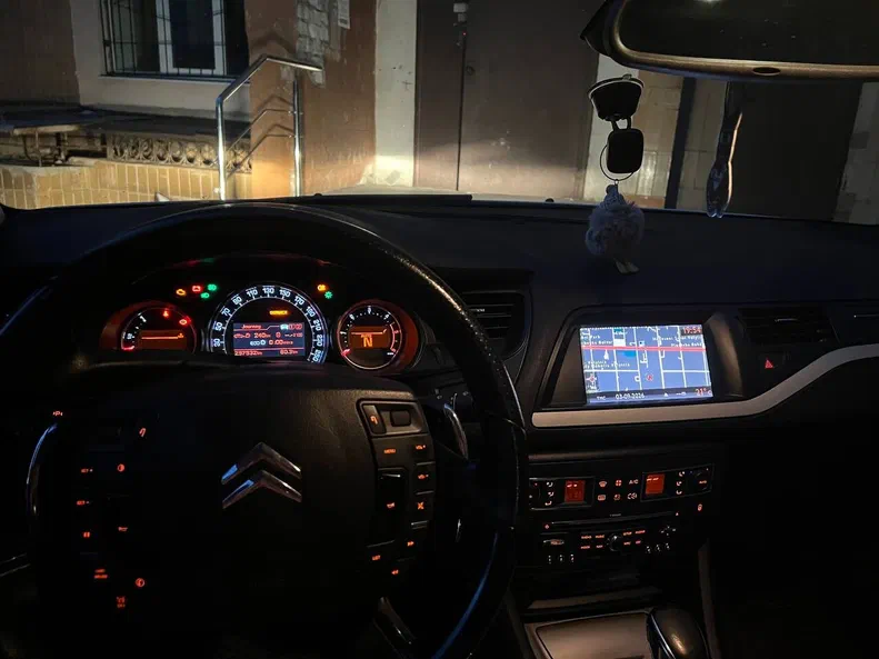 Citroen C5 2012 - 9