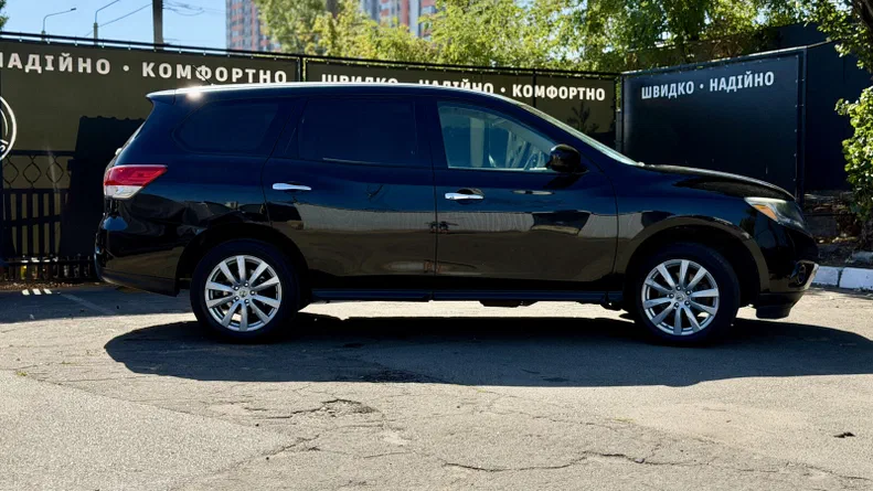 Nissan Pathfinder 2013 - 20