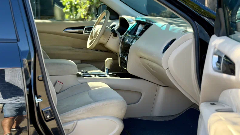 Nissan Pathfinder 2013 - 12