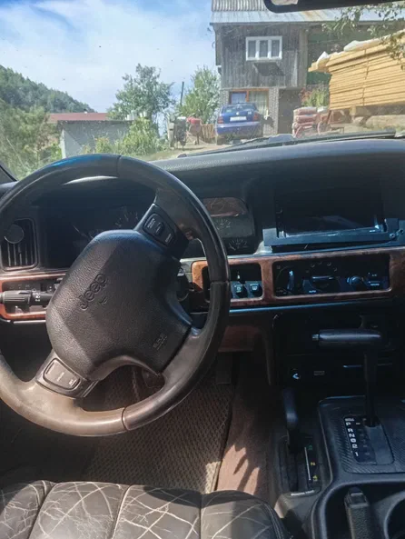 Jeep Grand Cherokee 1996 - 5
