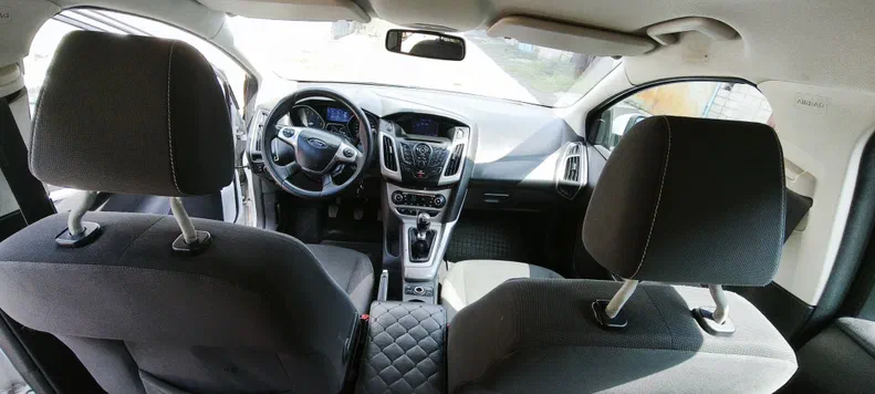 Ford Focus 2012 - 12