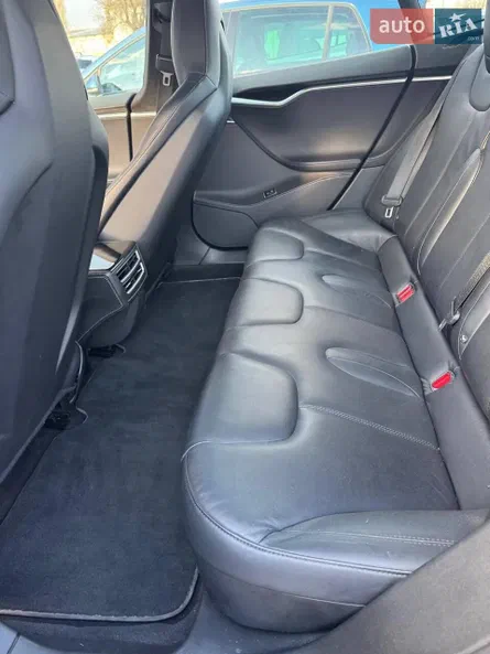 Tesla Model S 2015 - 7
