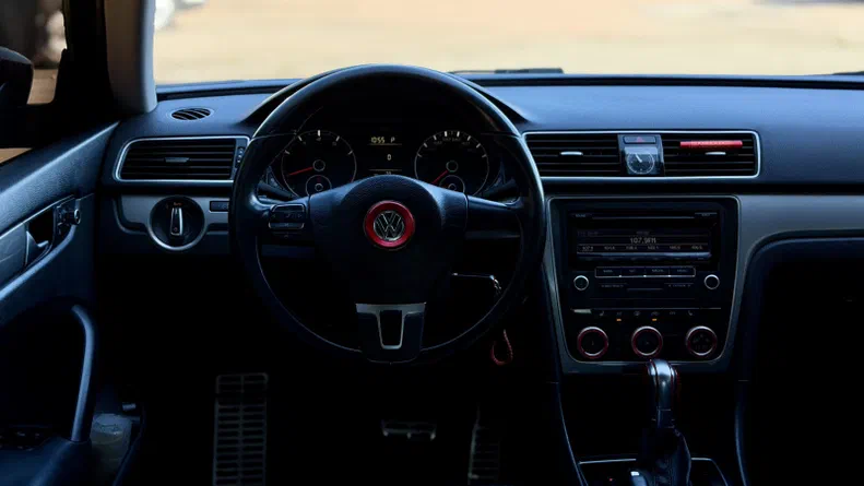 Volkswagen Passat 2015 - 13
