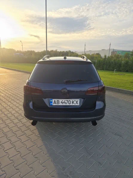 Volkswagen Passat 2012 - 5