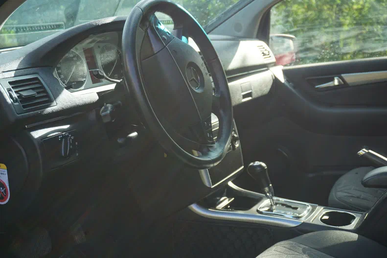 Mercedes-Benz B-Клас 2010 - 11