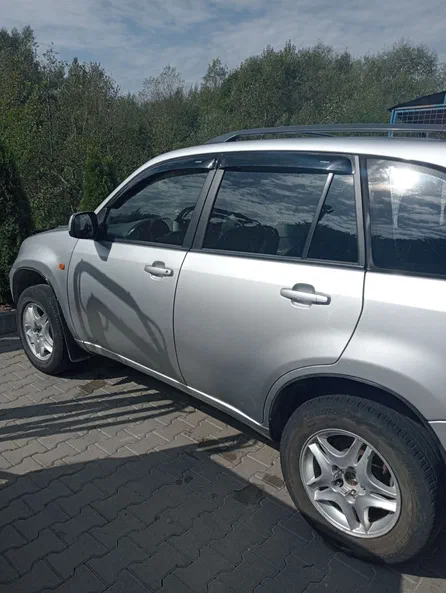 Chery Tiggo (T11) 2008 - 3