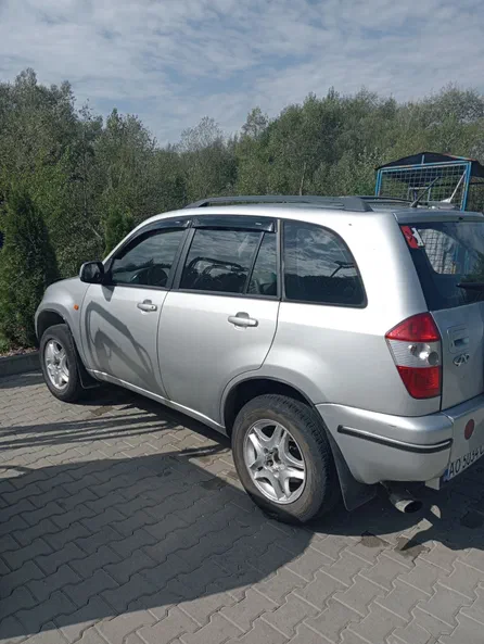 Chery Tiggo (T11) 2008 - 4