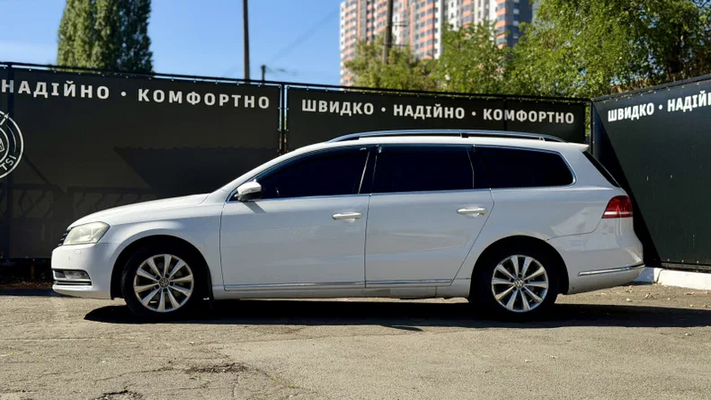 Volkswagen Passat 2011 - 3