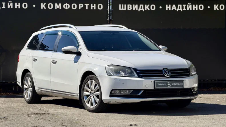 Volkswagen Passat 2011 - 12