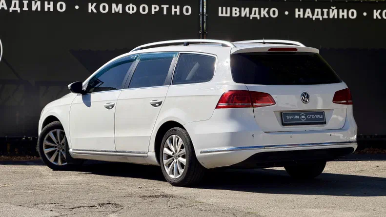 Volkswagen Passat 2011 - 4