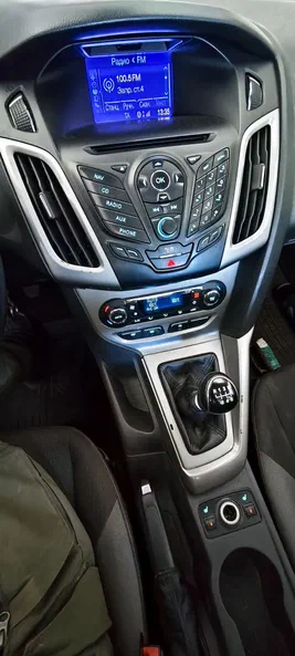 Ford Focus 2012 - 16