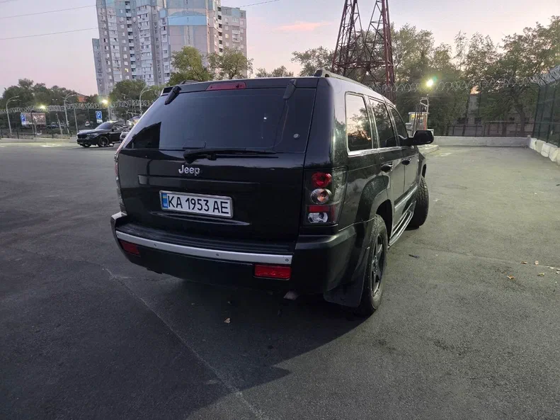 Jeep Grand Cherokee 2005 - 5