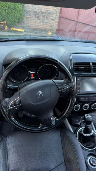 Peugeot 4008 2013 - 4