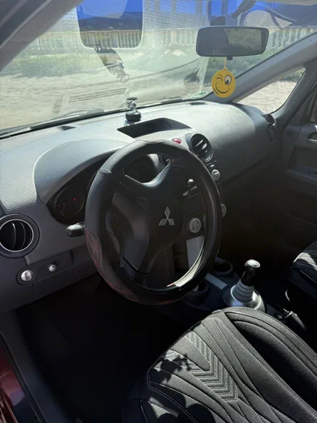 Mitsubishi Colt 2005 - 1