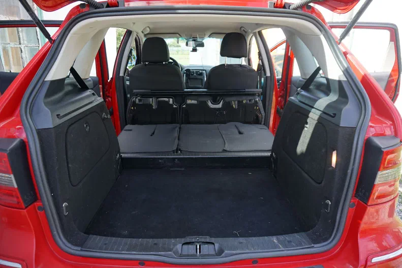 Mercedes-Benz B-Клас 2010 - 13