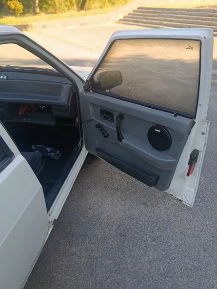 Lada (ВАЗ) 2109 2001 - 13