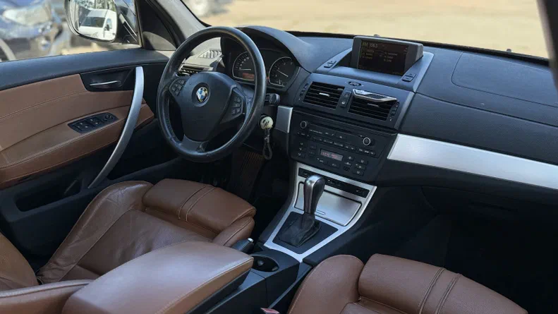 BMW X3 2010 - 14