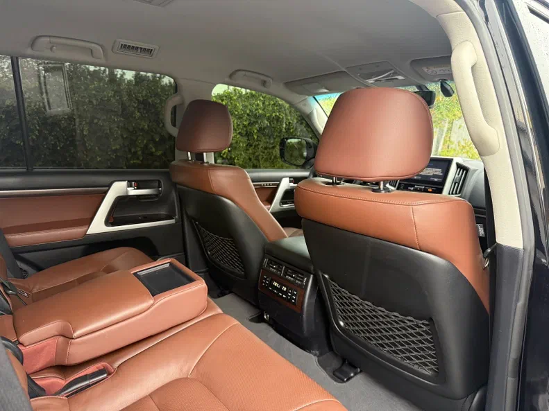 Toyota Land Cruiser 2019 - 8