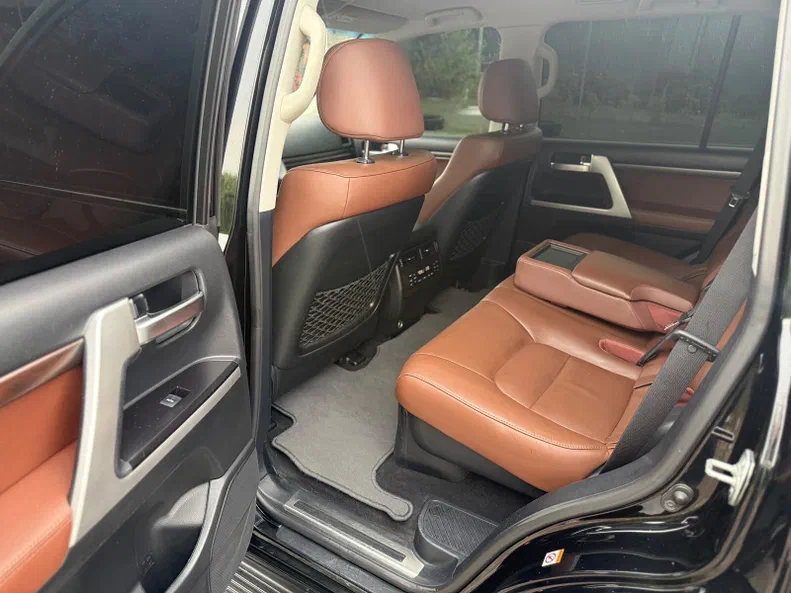 Toyota Land Cruiser 2019 - 9
