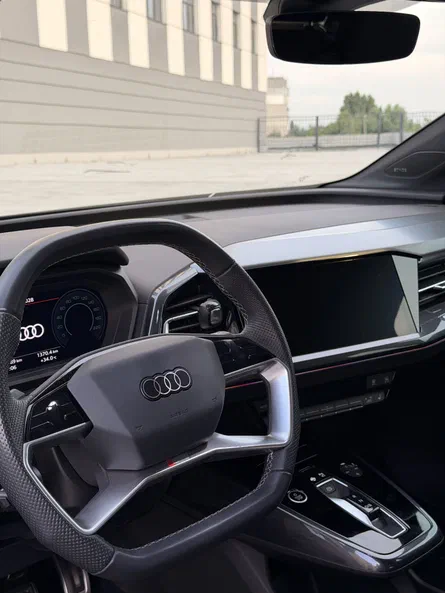 Audi Q4 e-tron 2023 - 6