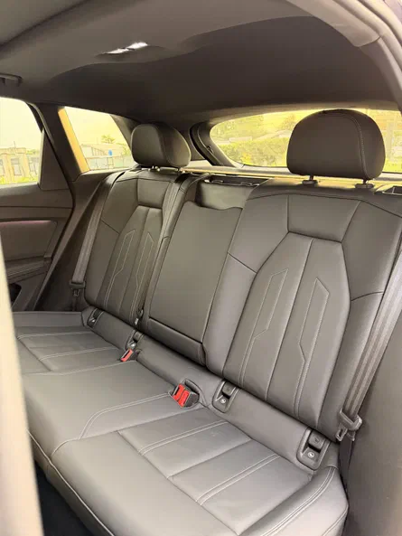 Audi Q4 e-tron 2023 - 11