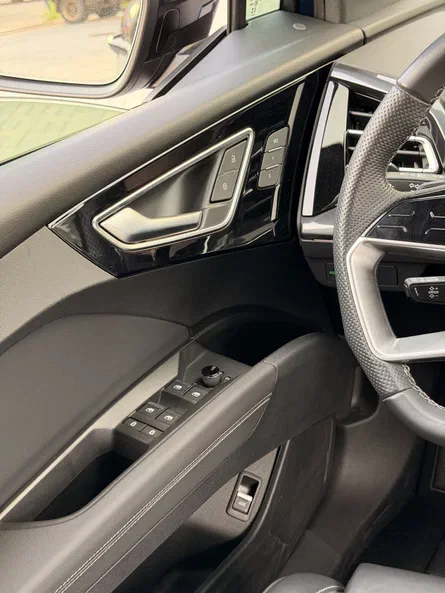 Audi Q4 e-tron 2023 - 10