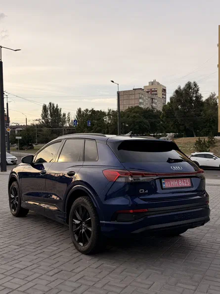 Audi Q4 e-tron 2023 - 3