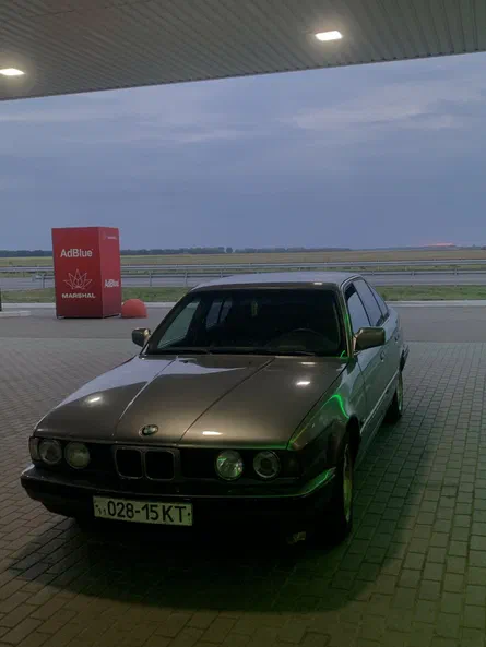 BMW 5 серія 1989 - 6