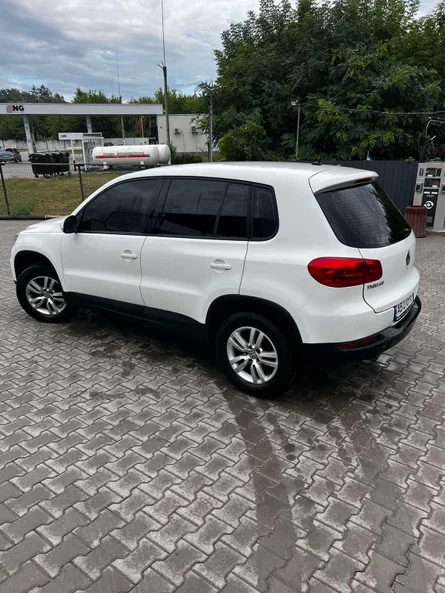 Volkswagen Tiguan 2012 - 3