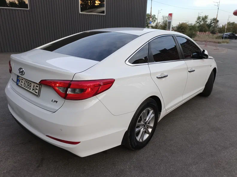 Hyundai Sonata 2017 - 5