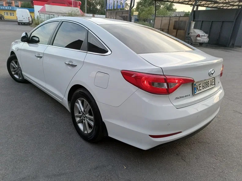 Hyundai Sonata 2017 - 4