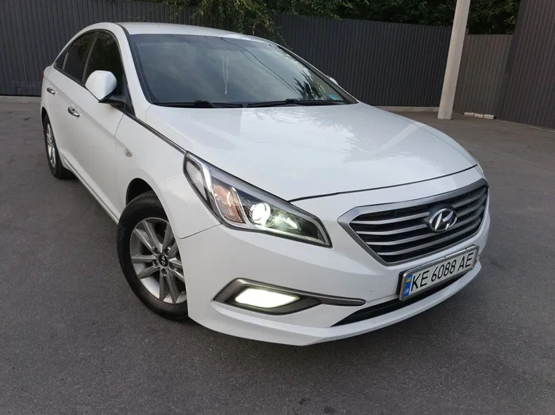 Hyundai Sonata 2017 - 1