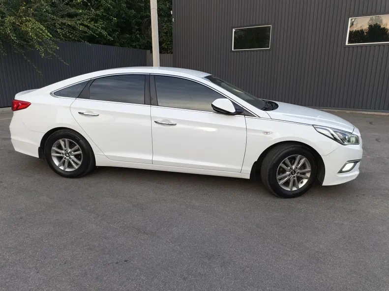 Hyundai Sonata 2017 - 3